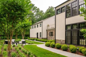 listings.show.sections.photos.alt