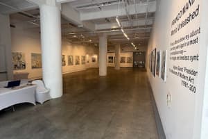 listings.show.sections.photos.alt