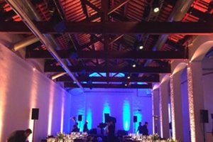 listings.show.sections.photos.alt