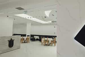 listings.show.sections.photos.alt