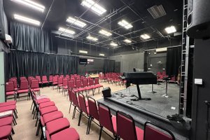 listings.show.sections.photos.alt