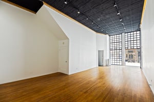 listings.show.sections.photos.alt