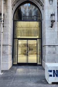 listings.show.sections.photos.alt