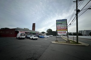 listings.show.sections.photos.alt