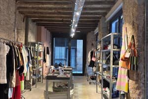 listings.show.sections.photos.alt