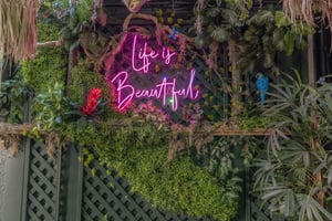 listings.show.sections.photos.alt