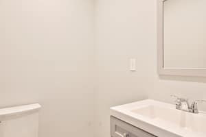 listings.show.sections.photos.alt