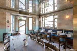 listings.show.sections.photos.alt