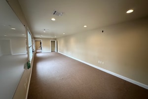 listings.show.sections.photos.alt