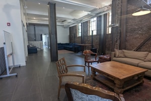 listings.show.sections.photos.alt