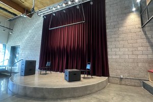 listings.show.sections.photos.alt