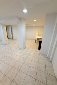 listings.show.sections.photos.alt