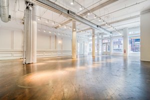 listings.show.sections.photos.alt