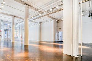 listings.show.sections.photos.alt