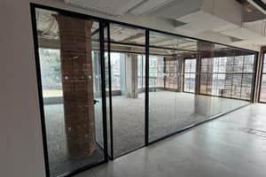 listings.show.sections.photos.alt