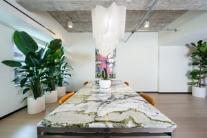 listings.show.sections.photos.alt