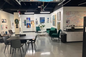 listings.show.sections.photos.alt