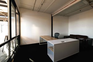 listings.show.sections.photos.alt