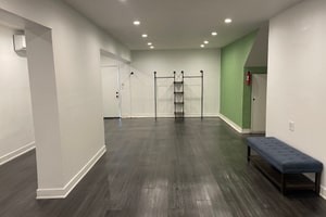 listings.show.sections.photos.alt