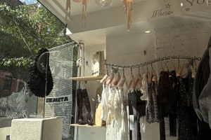 listings.show.sections.photos.alt