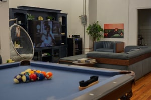 listings.show.sections.photos.alt