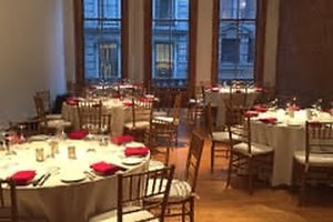 listings.show.sections.photos.alt