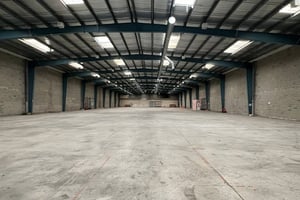 listings.show.sections.photos.alt