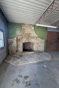 listings.show.sections.photos.alt