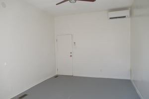 listings.show.sections.photos.alt