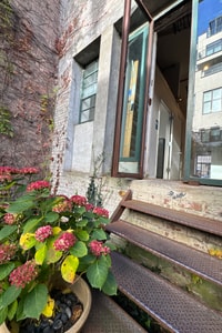 listings.show.sections.photos.alt