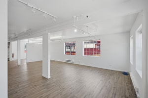 listings.show.sections.photos.alt