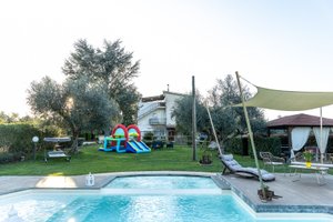 listings.show.sections.photos.alt