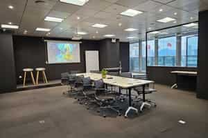 listings.show.sections.photos.alt