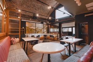 listings.show.sections.photos.alt