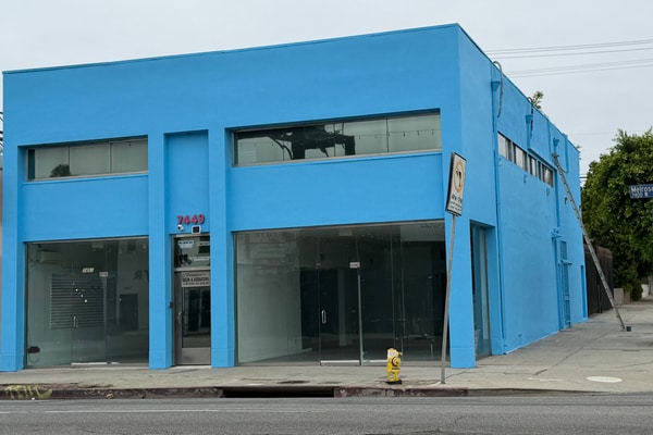 Melrose Hybrid Retail Corner Takeover |  Marketing Channel PopUp | Brand Launch Stage