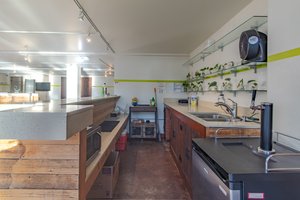 listings.show.sections.photos.alt