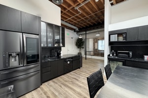 listings.show.sections.photos.alt