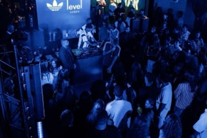 listings.show.sections.photos.alt