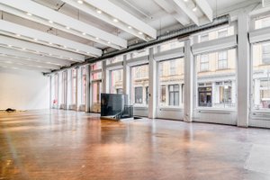 listings.show.sections.photos.alt