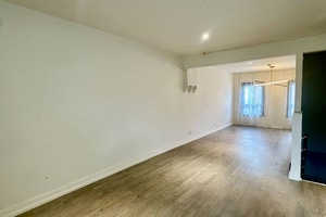 listings.show.sections.photos.alt