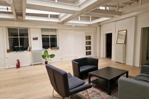 listings.show.sections.photos.alt