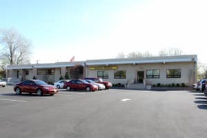 listings.show.sections.photos.alt