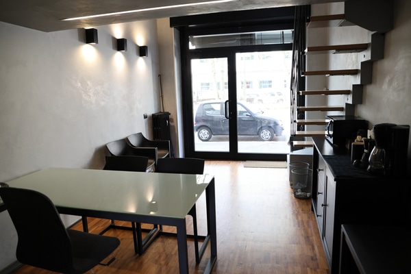 CO-WORKING SPACE IN A TECHNICAL OFFICE - CO-WORKING SPACE IN A TECHNICAL OFFICE
