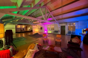 listings.show.sections.photos.alt