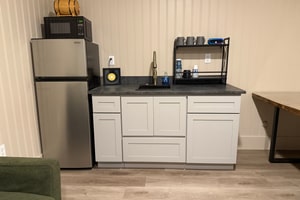 listings.show.sections.photos.alt