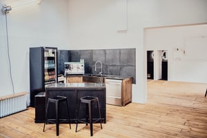 listings.show.sections.photos.alt