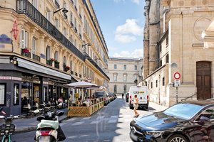 listings.show.sections.photos.alt