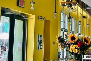 listings.show.sections.photos.alt