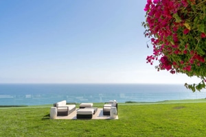 listings.show.sections.photos.alt