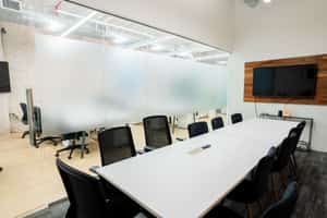 listings.show.sections.photos.alt